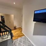 Kensington Guest Rooms 98