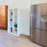 Stylish 3Br Home With Private Patio In Maida Vale