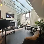 Penthouse With Garden In Chealsea