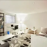 Charming Flat In Knightsbridge