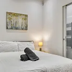 Unique Stylish Duplex 2Br 2Ba Balcony