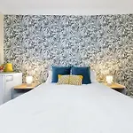 Chic Private Bedroom In Central London Near Tube - Bedroom1