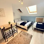 Tottenham En Suites Guest Rooms