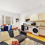 Affordable One Bed Bayswater Apartment Special Price