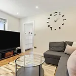 Stylish 1Bed Getaway, Free Parking