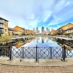 Cosy One Bedroom Apartment - London Docklands