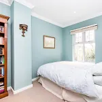 Modern 2-Bed Flat Near Tube In Vibrant Brixton