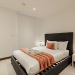 Cosy 2Br Flat, West Hampstead, 4 Mins To Tube