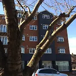 Globe City Apartments