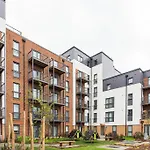 Joivy Lovely 1-Bed Flat Near 02 Arena