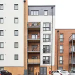 Joivy Lovely 1-Bed Flat Near 02 Arena