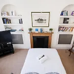 The Stratford Road Pied-A-Terre