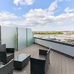 Wick Tower Apartment