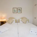 Veeve House Ashlone Road Putney