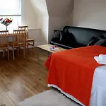 Kilburn Park Apartments