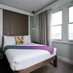 Signature Townhouse London Hyde Park