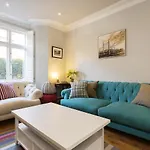 Veeve - Parliament Hill Townhouse