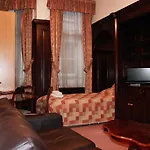 Kensingtoncourt Aparthotel