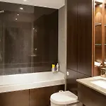 St Georges Wharf Apartments