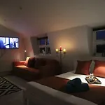 Quirky Cosy Marleybone Victorian Loft Apartment