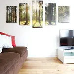 New 1 Bedroom 1 Bath Flat Next To Greenwich Park And O2 Arena To Host Max 5 Guests