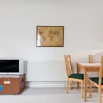 Studio In Georgian Property Next To Buckingham Palace