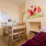 London Stratford House