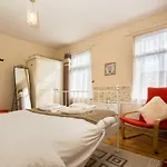 London Stratford House