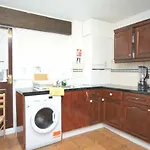 Four Bedroom Townhouse 12 Minutes Walk To Excel Exhibition Centre