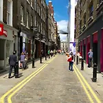 Covent Garden Apartments - Netflix And Nespresso