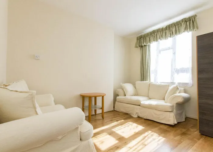 Vauxhall Apartment