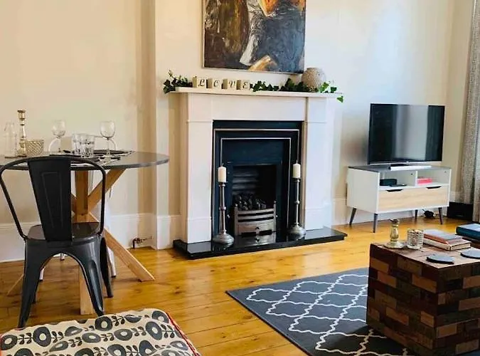 Luxury Fulham Flat With 5* Touches Nr River Thames
