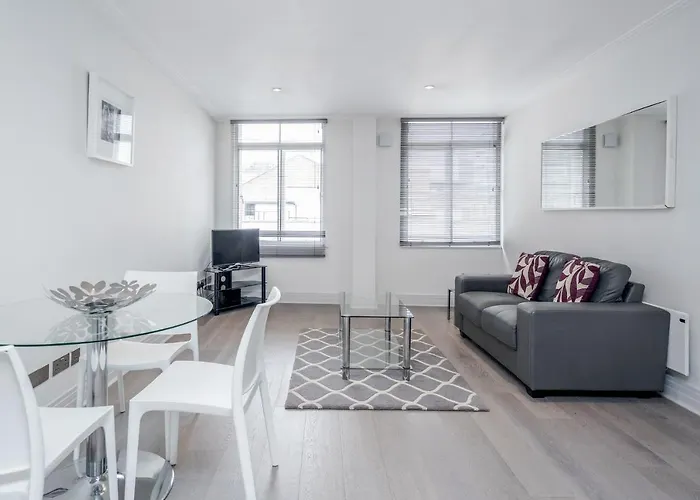 Roomspace Serviced Apartments - River House