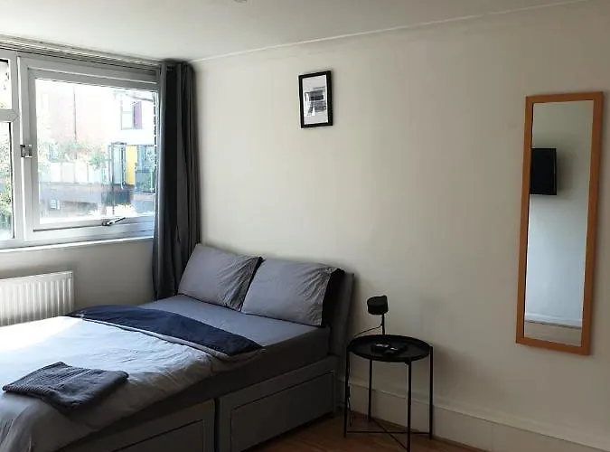 Stylish 4 Bedroom Flat