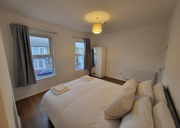 Central 5Br Retreat - Walk To Tube, Explore London