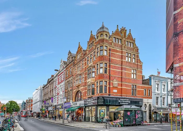 Lovely Kensington Apartments
