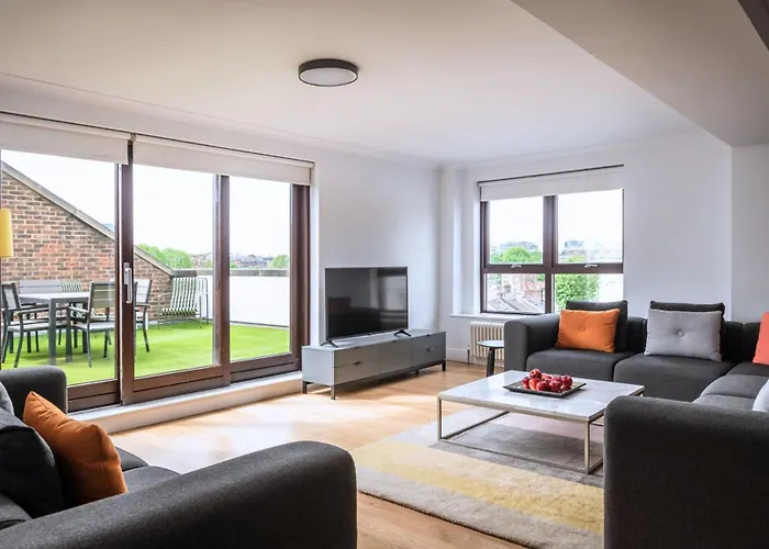 Monarch House - Serviced Apartments - Kensington