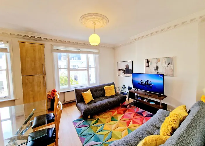 Beautiful Kensington Home 3 Minutes Walk To Earl\'S Court Station