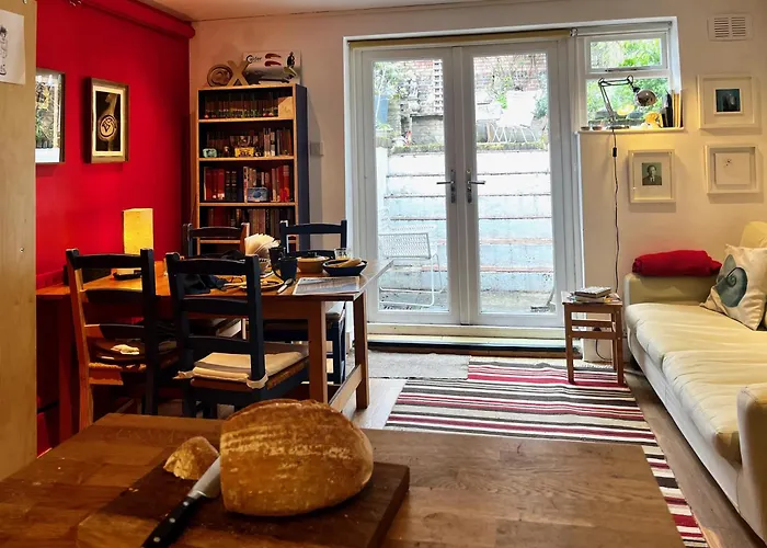 Comfy Child/Dog Friendly Garden Flat Heart Camden