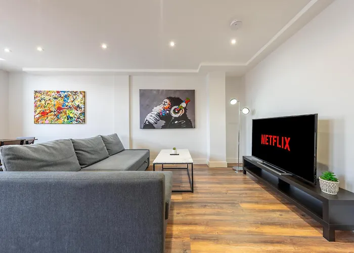 6 - West London Brand New Loft