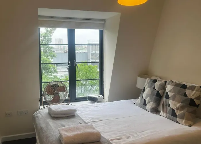 Flat 5 Sia