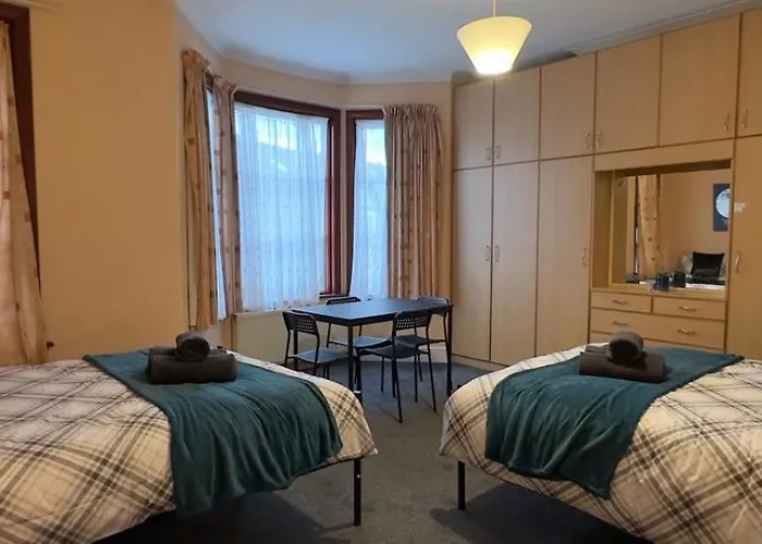 25 Minutes To Central London Rooms 35
