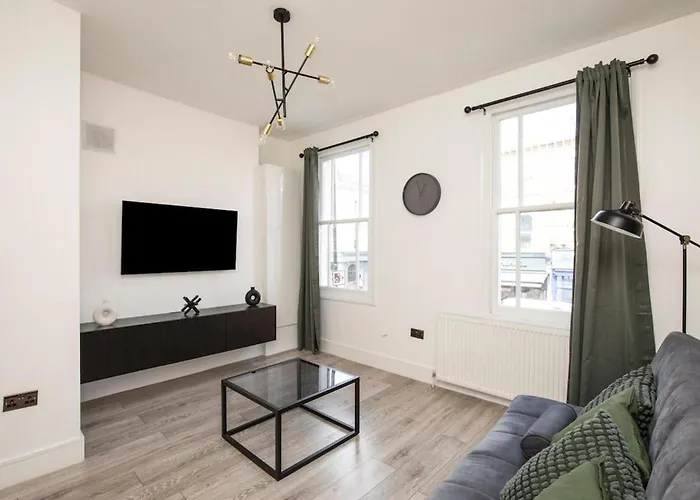 Camberwell Apartment - Stylish 4 Bed