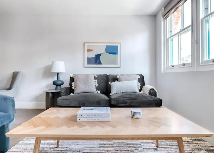 Impeccable 2-Bed Apartment In London
