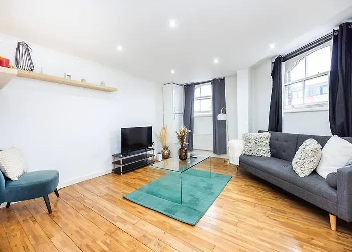 Stylish 2 Bedroom Haven By Liverpool Street