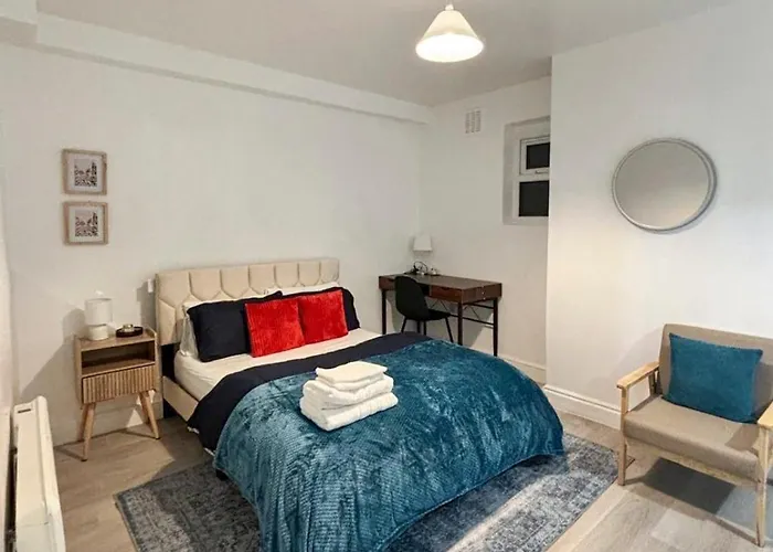 Studio Perfect For City Explorer