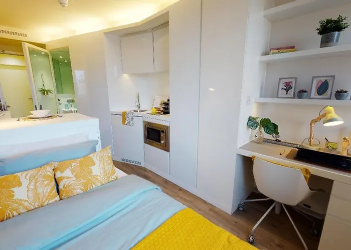 For Student Only Cosy Studios In East Court At Central London