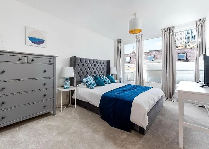 2 Bed 2 Bath Penthouse,Terrace,London Eye,Sleeps 6