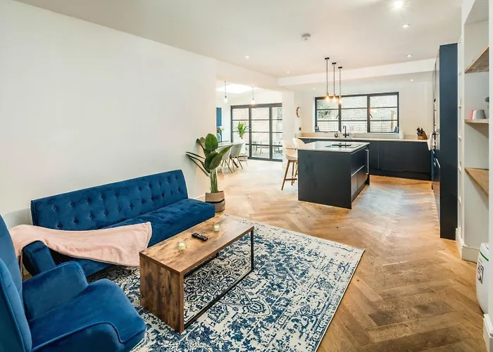Stylish 3B Fulham Flat W/Garden Near Thames & Tube