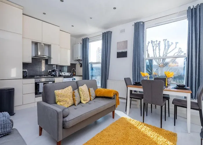 Comfy Flat Near Portobello Road